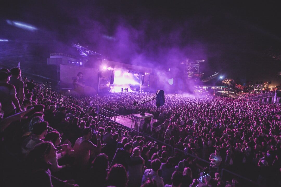 shakira concert stage